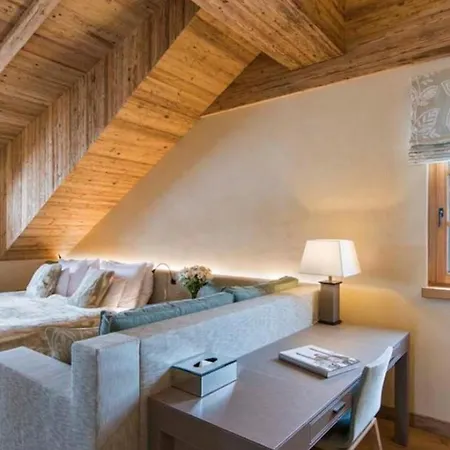 Elegantly Designed In A Fantastic Location - What'app - 0039-3512-039-610 - For Reservations! Sankt Anton am Arlberg