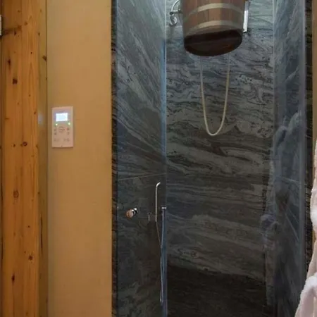 Elegantly Designed In A Fantastic Location - What'app - 0039-3512-039-610 - For Reservations! Apartman Sankt Anton am Arlberg
